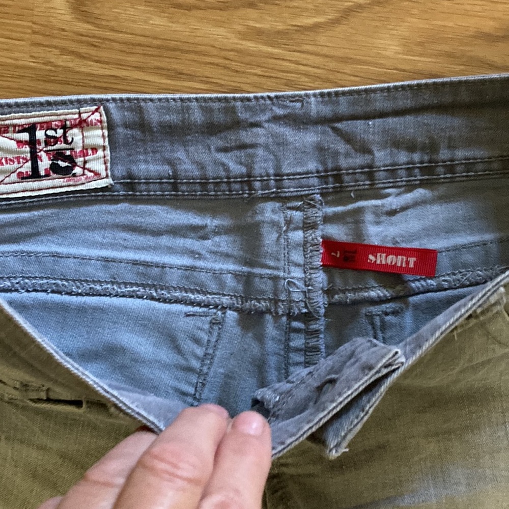 Denim Shorts-bundle of 3 pairs! Denim, black & Gray Denim. Juniors size 7 - Picture 6 of 10